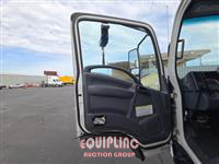 2019 Isuzu NPR 16FT 4X2 S/A REFRIGERATED 