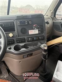 2014 Freightliner CASCADIA 6X4 T/A DAY CAB TRUCK