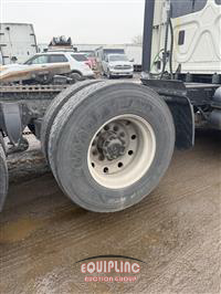 2014 Freightliner CASCADIA 6X4 T/A DAY CAB TRUCK