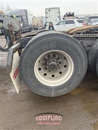 2014 Freightliner CASCADIA 6X4 T/A DAY CAB TRUCK