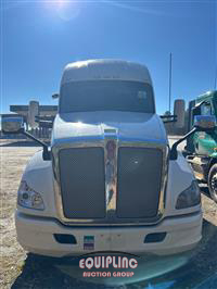 2018 Kenworth T680 6X4 T/A SLEEPER TRUCK TRA