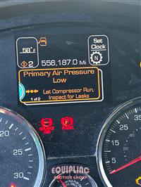 2018 Kenworth T680 6X4 T/A SLEEPER TRUCK TRA