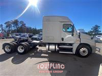 2015 Freightliner CASCADIA