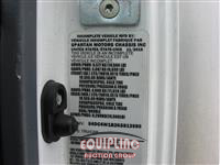 2019 Isuzu NPR 4X2 S/A  20FT BOX TRUCK