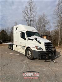 2018 Freightliner CASCADIA 6X4 T/A SLEEPER TRUCK