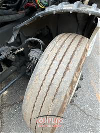 2018 Freightliner CASCADIA 6X4 T/A SLEEPER TRUCK