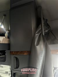 2019 International LT625 6X4 T/A SLEEPER TRUCK TR