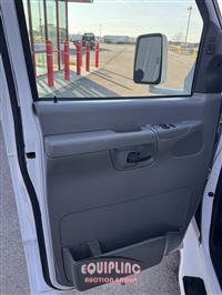 2005 Ford E-350 S/A MOBILE  CONCEPTS CUS