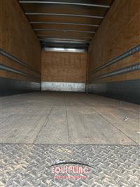 2018 International 4300 4X2 S/A 26FT NON CDL BOX 