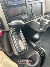 2018 International 4300 4X2 S/A 26FT NON CDL BOX 