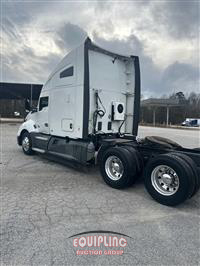 2019 Kenworth T680 T/A 6X4 SLEEPER TRUCK TRA