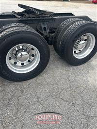 2019 Kenworth T680 T/A 6X4 SLEEPER TRUCK TRA