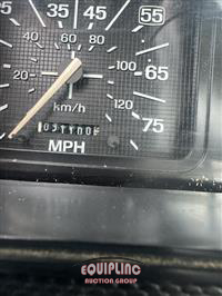 1998 Ford F-800 4X2 S/A FLATBED/ TANKER 