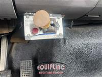 1998 Ford F-800 4X2 S/A FLATBED/ TANKER 