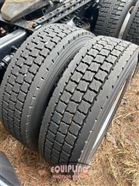 2020 Freightliner Cascadia CA125SLP 6X4 T/A SLEE