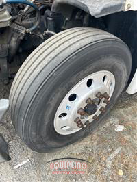 2020 Freightliner Cascadia CA125SLP 6X4 T/A SLEE