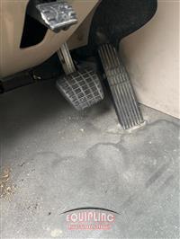 2020 Freightliner Cascadia CA125SLP 6X4 T/A SLEE