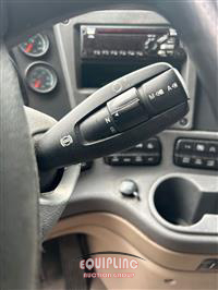 2020 Freightliner Cascadia CA125SLP 6X4 T/A SLEE