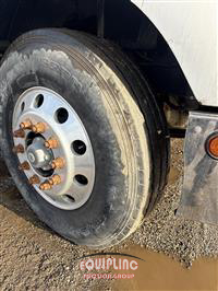 1997 Kenworth T300 4X2 S/A CAB & CHASSIS TRU