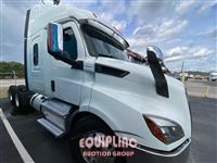 2020 Freightliner CASCADIA