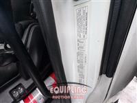 2017 Peterbilt 579 6X4 T/A SLEEPER TRUCK TRAC