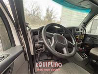 2017 Peterbilt 579 6X4 T/A SLEEPER TRUCK TRAC