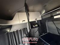 2022 Freightliner CASCADIA 6X4 T/A SLEEPER TRUCK