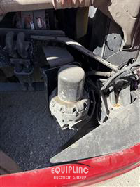 2017 Freightliner CASCADIA 6X4 T/A SLEEPER TRUCK