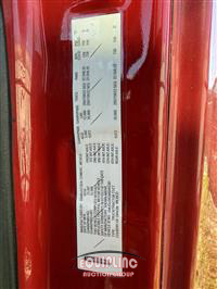 2017 Freightliner CASCADIA 6X4 T/A SLEEPER TRUCK