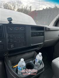 2005 Chevrolet EXPRESS 3500 4X2 S/A BOX TRUCK