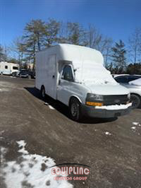 2018 Chevrolet EXPRESS 3500 4X2 S/A 12FT  BOX