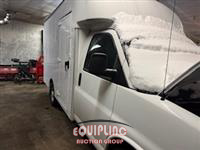 2018 Chevrolet EXPRESS 3500 4X2 S/A 12FT  BOX