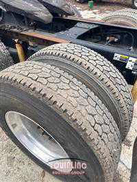 2012 Peterbilt 386 6X4 T/A DAY CAB TRUCK TRAC