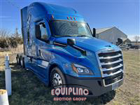 2022 Freightliner CASCADIA 126 6X4 T/A SLEEPER T