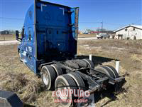 2022 Freightliner CASCADIA 126 6X4 T/A SLEEPER T