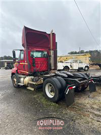 2012 International LA677