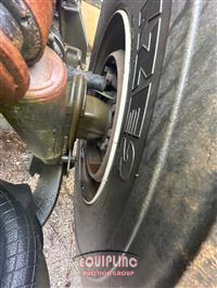 2012 International LA677