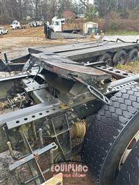 2012 International LA677