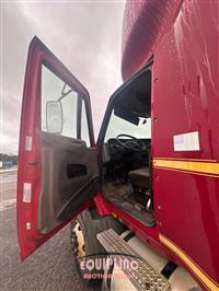 2012 International LA677