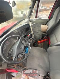 2012 International LA677