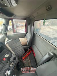 2012 International LA677