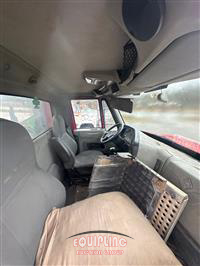 2012 International LA677