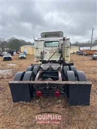2008 VOLVO TRUCK VNM