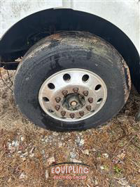 2008 VOLVO TRUCK VNM