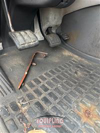 2008 VOLVO TRUCK VNM