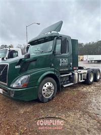 2016 VOLVO TRUCK VNL