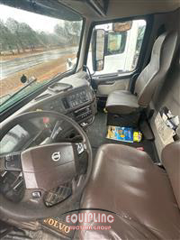 2016 VOLVO TRUCK VNL