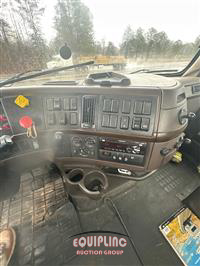 2016 VOLVO TRUCK VNL