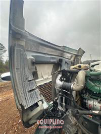 2016 VOLVO TRUCK VNL