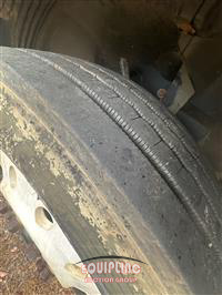 2013 VOLVO TRUCK VNL